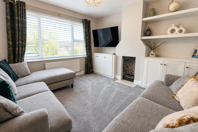 34, Coombes Road, St. Albans photo 3