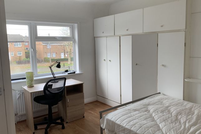 Property to rent in Mitchell Avenue, Coventry
