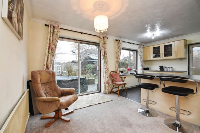 21, Hares Chase, Billericay photo 4