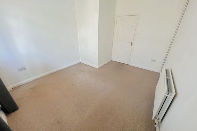 872b, London Road, Leigh-on-Sea photo 2