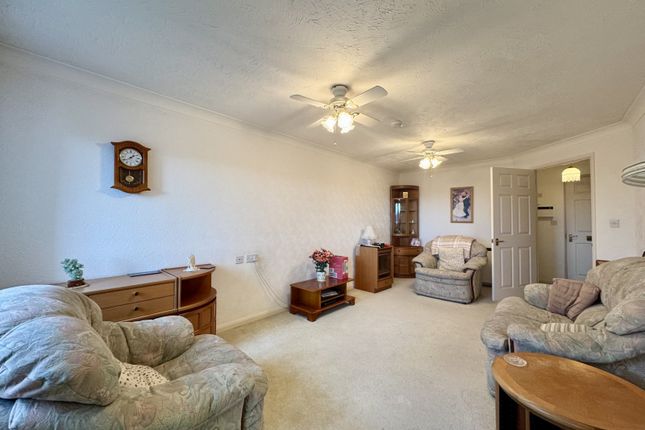 Flat 43, Nevyll Court, 31, Station Road, Essex photo 4