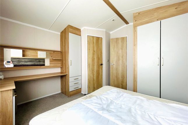 17 West Side,, West Bay Holiday Park, Dorset photo 3