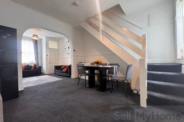 20 Harrison Street, Blackpool photo 4