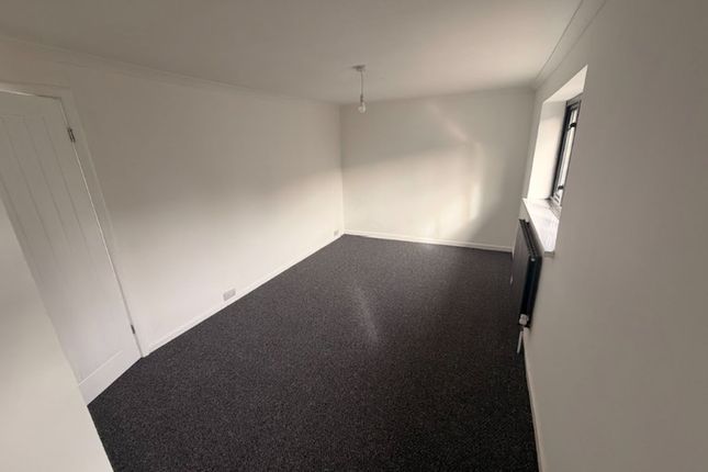 35 Nether Springs Road, Chesterfield photo 3
