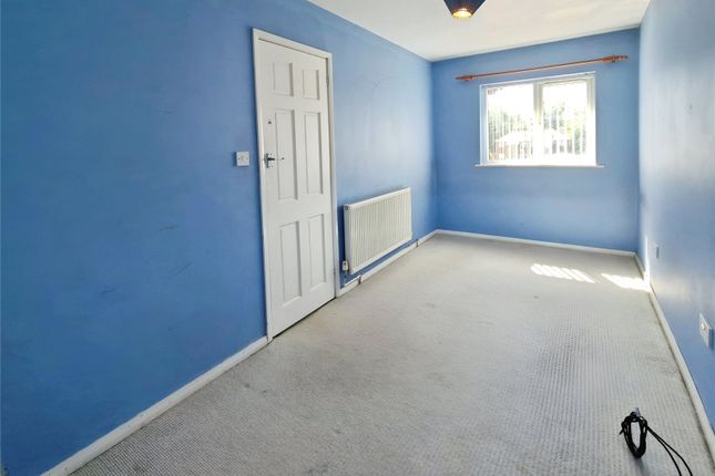 7, Elmwood Grove, Bolton photo 4