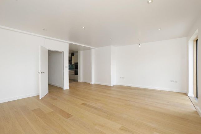 Thumbnail Flat to rent in Croxted Road, Dulwich, London