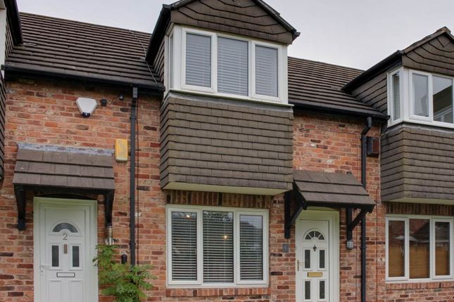 Thumbnail Terraced house to rent in St. James Drive, Wilmslow