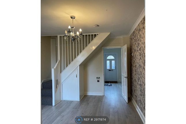 Tempsford St, Kempston, Bedford photo 3