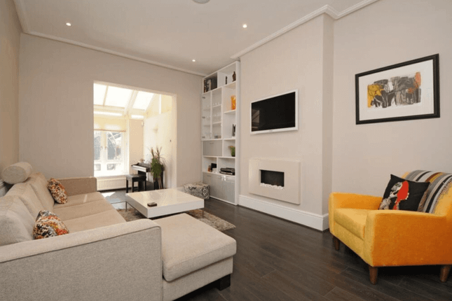 Thumbnail Terraced house to rent in Mill Lane, West Hampstead