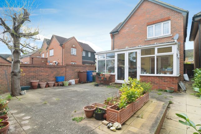 Detached house for sale in Parr Close, Chafford Hundred, Grays, Essex