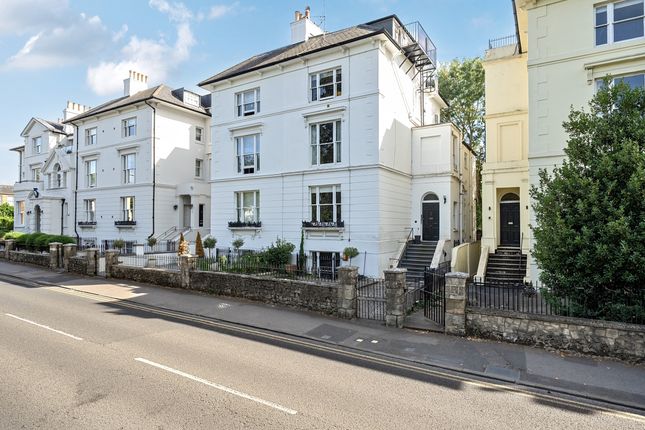 Clarence Road, Windsor photo 2
