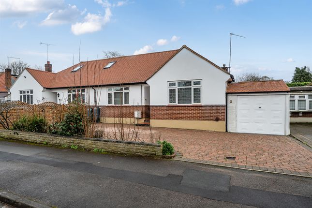 2-bed house on 54, Ray Lea Road, Maidenhead, £500,000