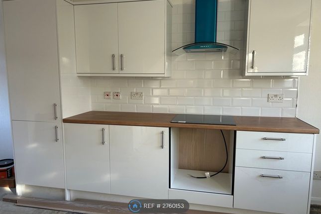 Davenham Road, Handforth, Wilmslow photo 2