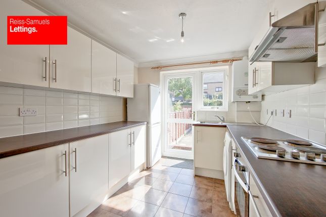 Thumbnail Terraced house to rent in Manchester Road, Isle Of Dogs