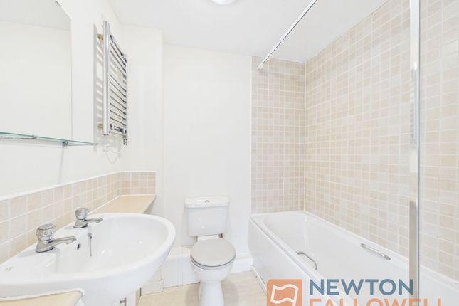 207 Thornbury Road, Walsall photo 4