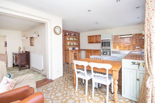 Sunningdale, Winsor Road, Southampton photo 2