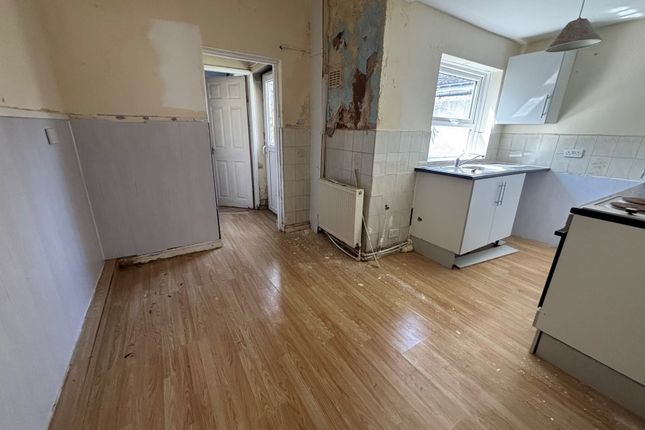 14 Furness Street, Hartlepool photo 3