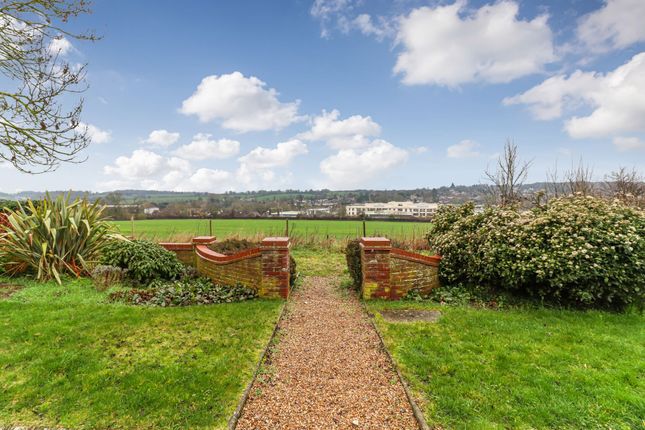 1 Numbers Farm Egg Farm Lane, Kings Langley photo 2