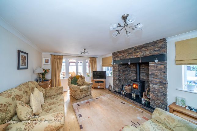 5, Oakfield Close, Rugeley photo 4