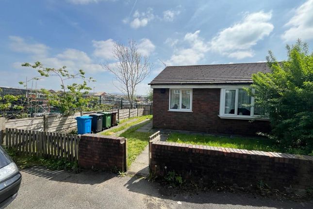Bungalow to rent in Spencer Street, Oldham