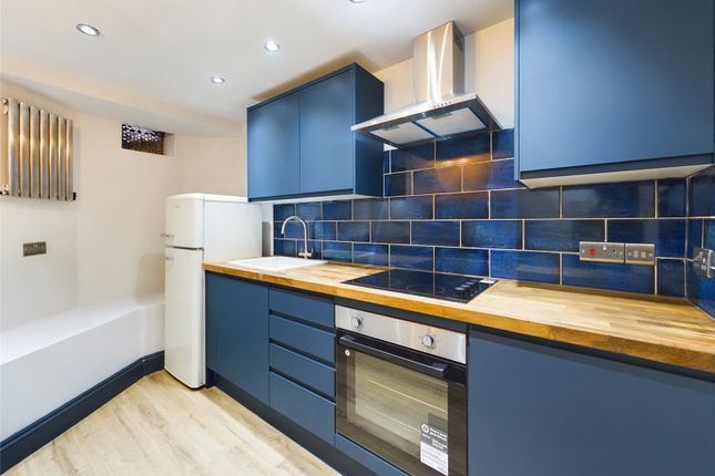 Ground Floor Flat, 172, Queens Road, Walthamstow, London photo 4