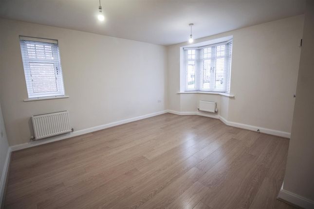 Giffin Way, Sawbridgeworth photo 3