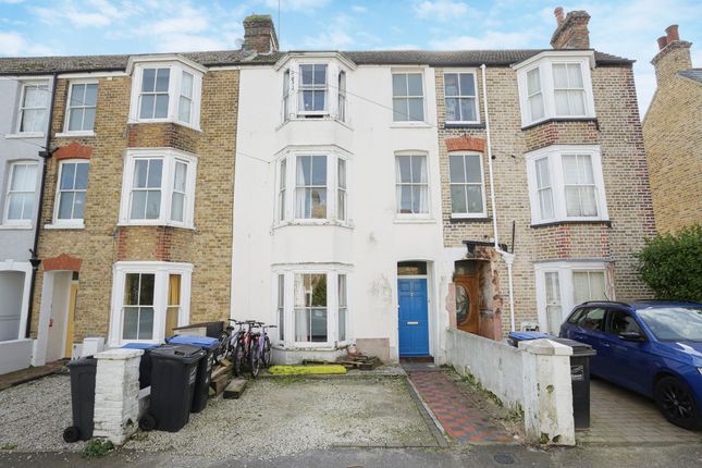 Thumbnail Town house for sale in Alexandra Road, Broadstairs