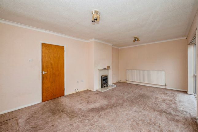 69, Holman Road, Norwich photo 2