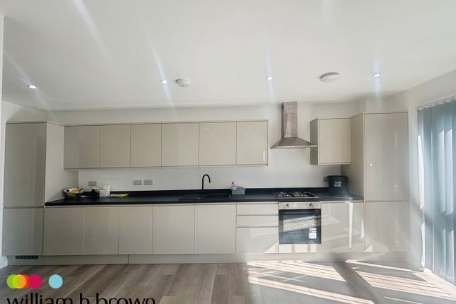 Flat 17, High Road, ROMFORD photo 2