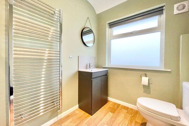 Room 5, 186 Dominion Road, Worthing photo 3