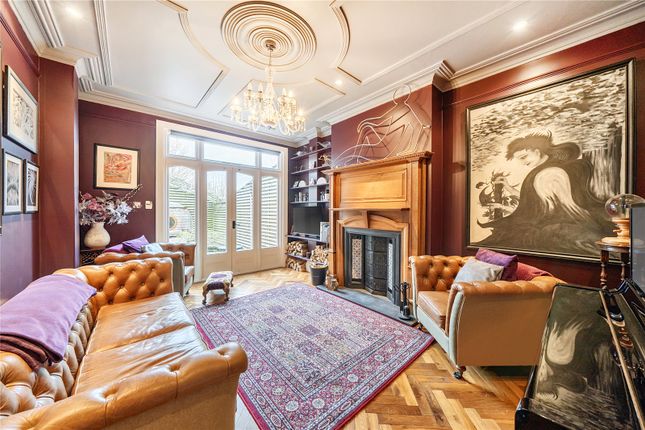37, Woodberry Crescent, London photo 4