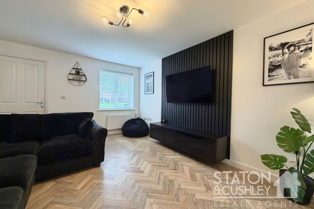 18 Camelot Court, Mansfield photo 2