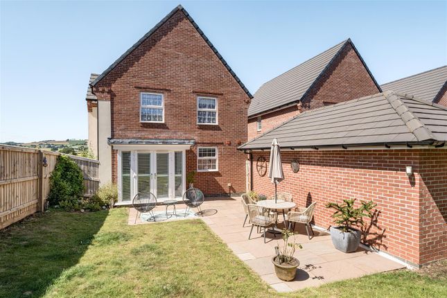 14, Hann Road, Tiverton photo 4