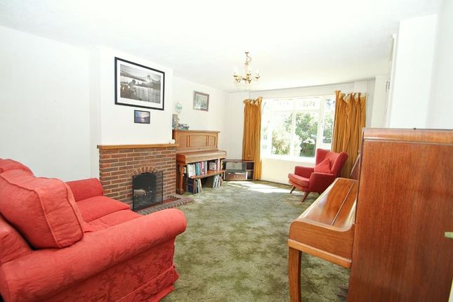 22, Connaught Crescent, Woking photo 2