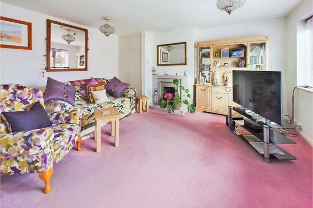 Flat for sale in Buci Crescent, Shoreham-By-Sea