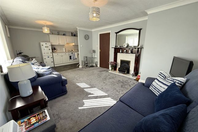 Flat 24, Courtfields, 121, Hornby Road, Lancashire photo 2