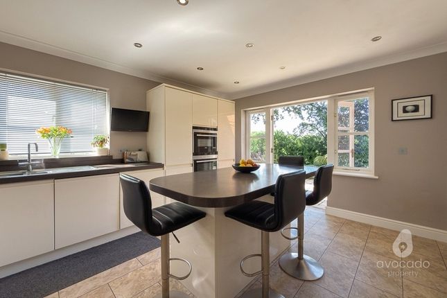 4, Minoru Place, Bracknell photo 4