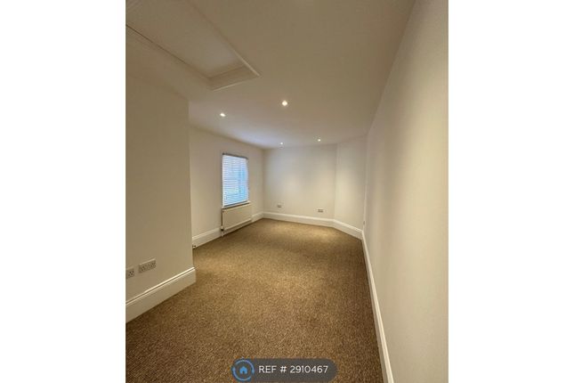 Flat, Chambers House A Sandgate Road, Folkestone photo 4
