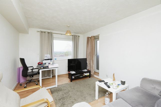 Flat 61, Kedleston Court, Norbury Close, Derby photo 2