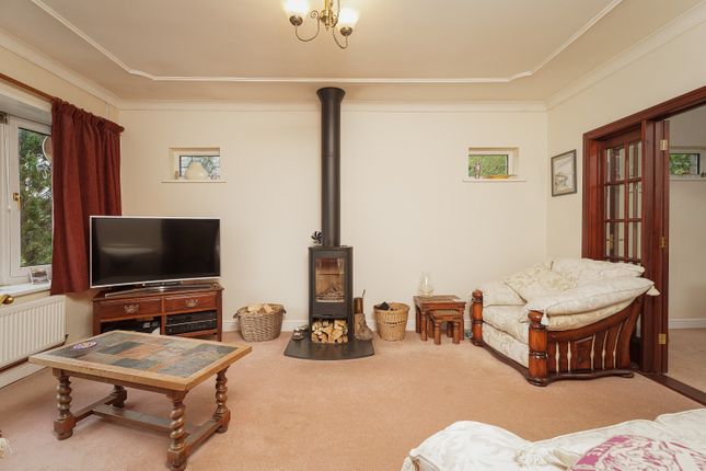 40a, Pontneathvaughan Road, Neath photo 3