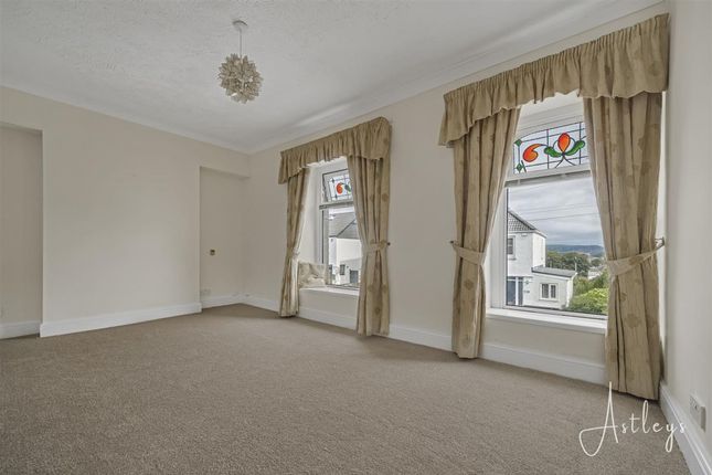 79 Manor Road, Swansea photo 4