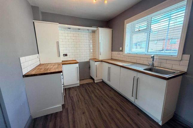 7, Milton Avenue, Hartlepool photo 3