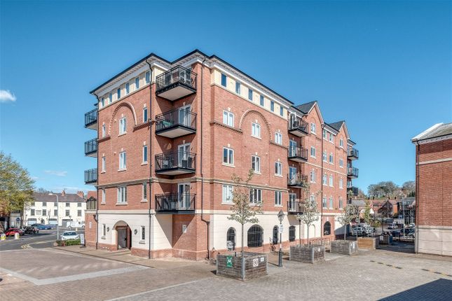 Flat for sale in St. Peters Street, Diglis, Worcester