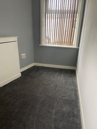 Thumbnail Flat to rent in Hallam Road, Nelson