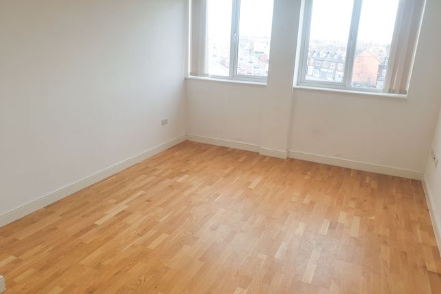 21 York Towers, Leeds photo 2