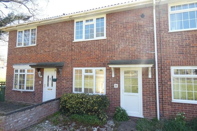 2 bed terraced house to rent in Woodlands Drive, Thetford IP24