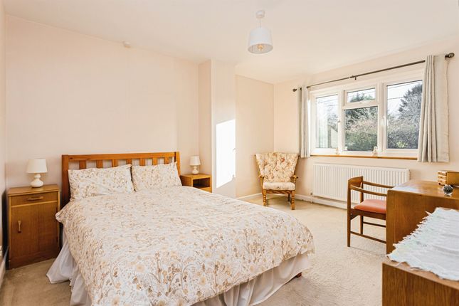 Nyton, Horsham Road, Haywards Heath photo 3
