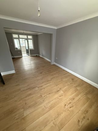 320, Luton Road, Dunstable photo 2