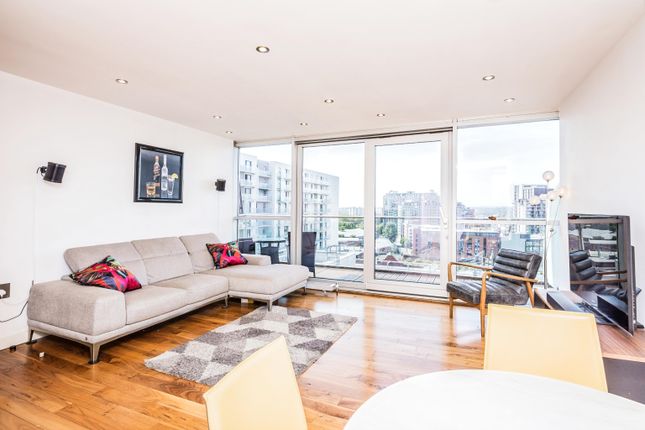Thumbnail Flat for sale in The Edge, Salford