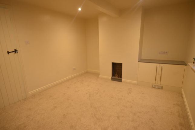 42, Leakes Row, Louth photo 5